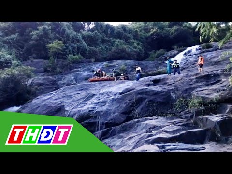 #1 Đà Nẵng: Chụp ảnh khi du lịch, du khách nước ngoài rơi xuống thác t.ử v.o.n.g | THDT Mới Nhất