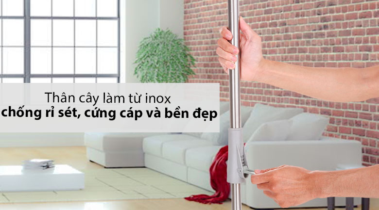 Thân cây lau nhà thường được làm bằng inox có các khớp nối bằng nhựa