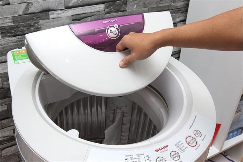 Máy giặt Sharp báo lỗi E1? Nguyên nhân và cách khắc phục