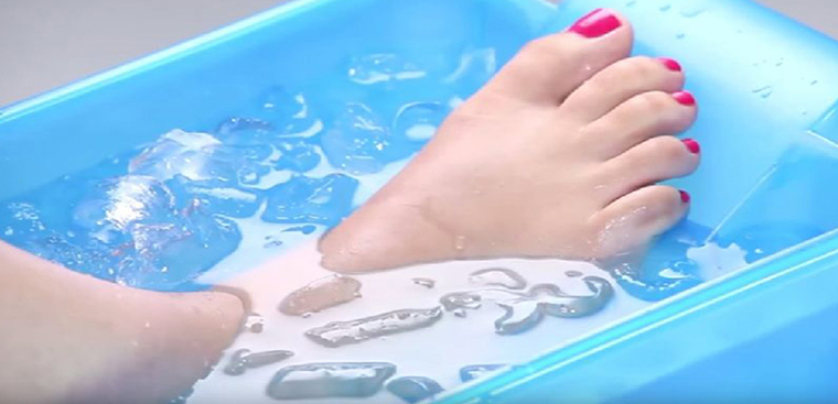 Ngâm chân nước đá có tác dụng gì? Cách ngâm chân nước đá hiệu quả