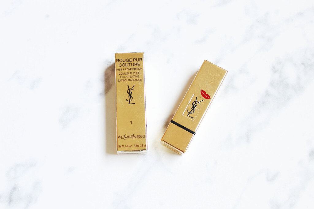 Review Yves Saint Laurent Rouge Pur Couture #1 Le Rouge