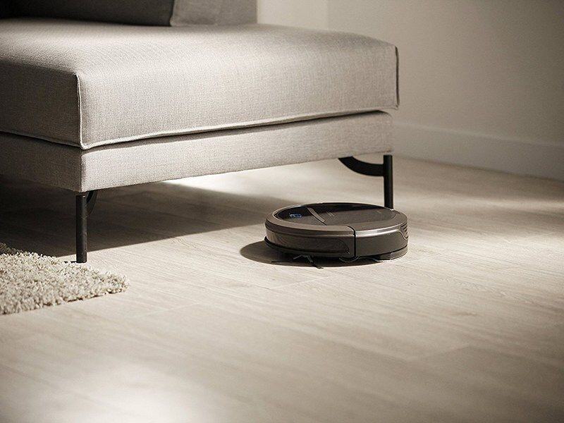 So sánh Robot hút bụi Xiaomi và Ecovacs về giá có mức giá khá hợp lý