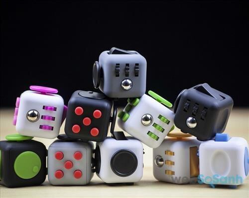 Khối vuông thần kỳ Fidget Cube là gì? Có tác dụng như thế nào