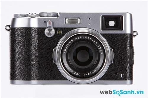 Điểm mạnh của máy ảnh Fuji X100T là cảm biến APS-C (23,6 x 15,8 mm)