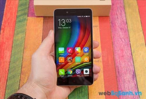 So sánh điện thoại Xiaomi Redmi Note 2 và Zenfone Selfie