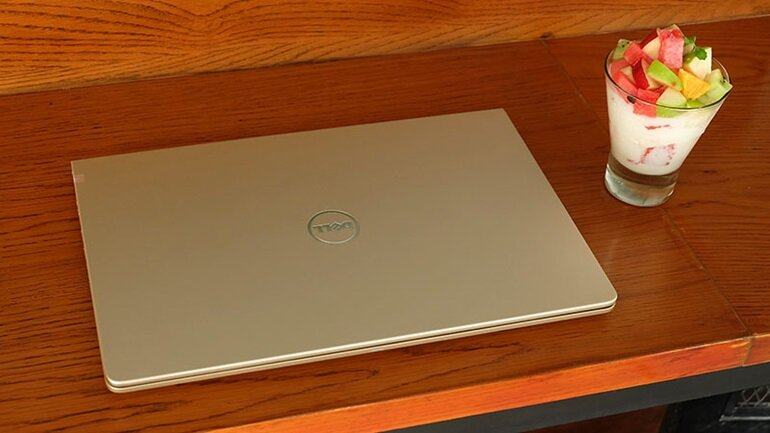 Đánh giá laptop Dell Vostro 5568