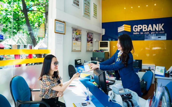 GPBank làm việc từ thứ Hai đến thứ Sáu