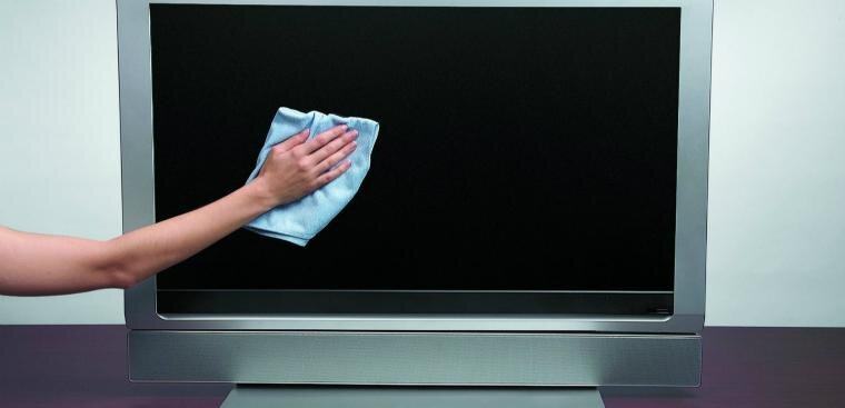 6 lỗi vệ sinh màn hình tivi led dưới đây là cách nhanh nhất “bức tử” tivi nhà bạn