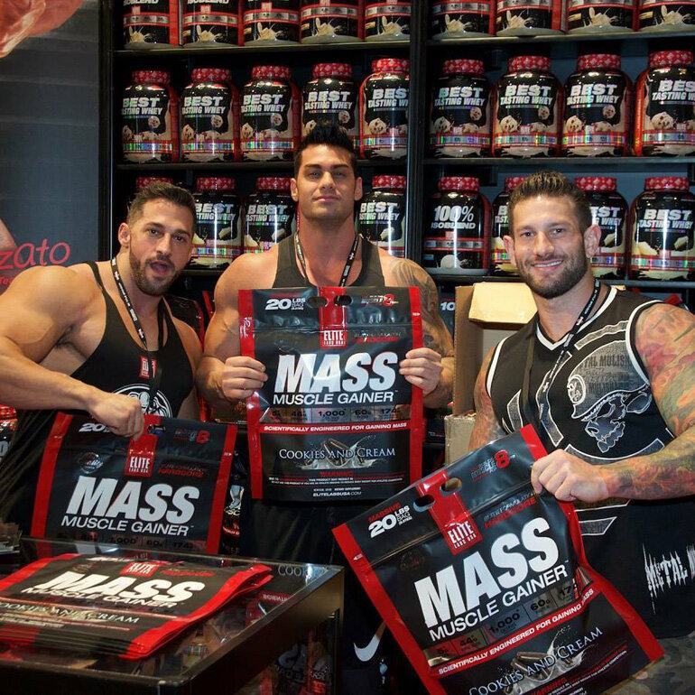 Mass Muscle Gainer thích hợp cho người tập gym và chơi thể thao.