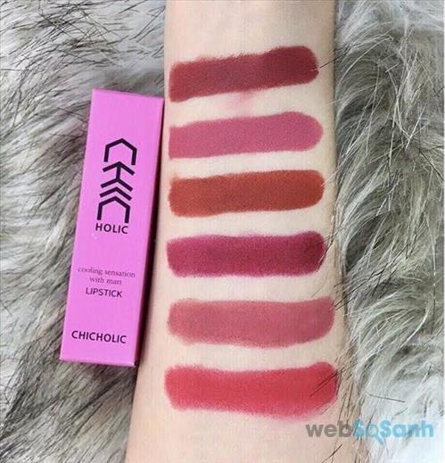 Bảng màu của Chic Holic Cooling Sensation With Matt hiện có 6 tone hồng, đỏ cực hot năm 2017