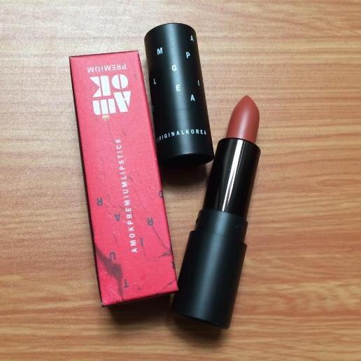 Amok Strongfix Lipstick màu số 8