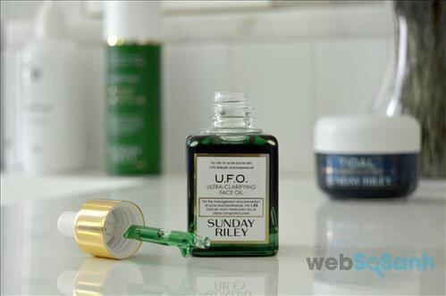 Sunday Riley UFO UltraClarifying Face Oil