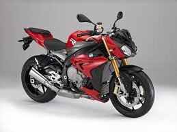 BMW S1000R xứng đáng đứng đầu mô tô đường phố