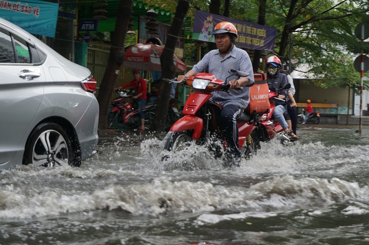 Ngập khu Thảo Điền, Quận 2