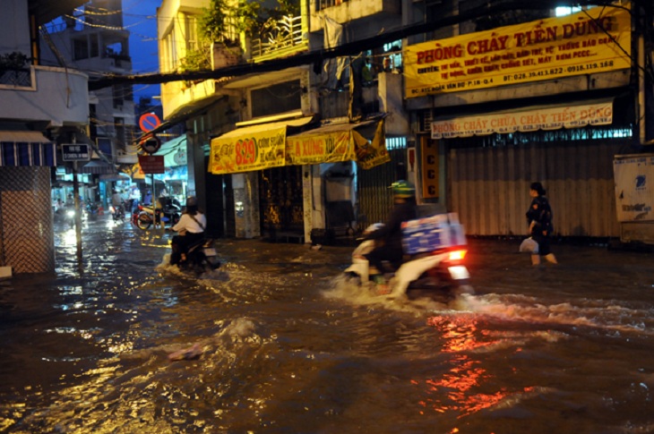 Ngập nặng ở quận 4