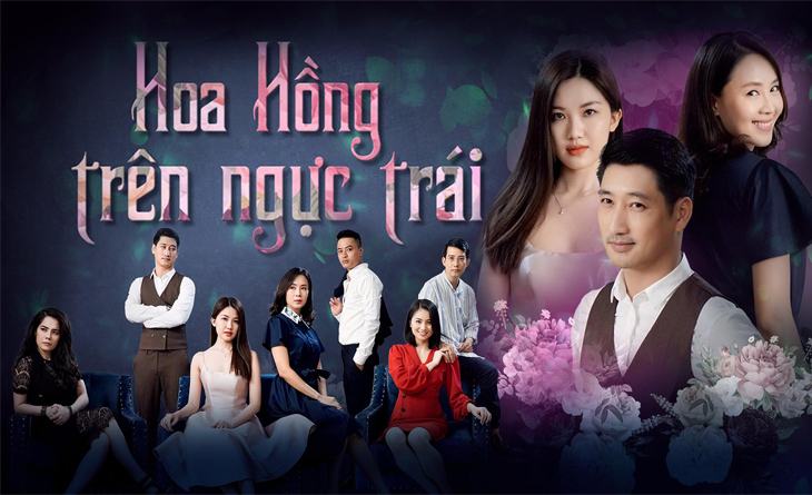 Bông hồng trên ngực trái