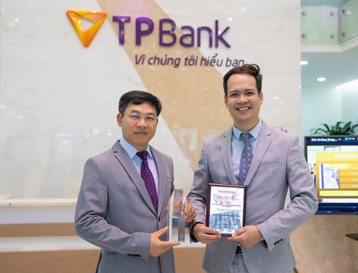 TPBank nhận Bằng khen Ngân hàng tự động hóa quy trình tốt nhất và cúp Ngân hàng số xuất sắc