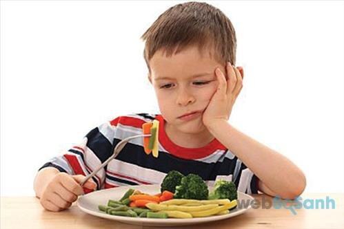 Mẹ phải làm sao để “trị tận gốc” chứng biếng ăn ở trẻ?