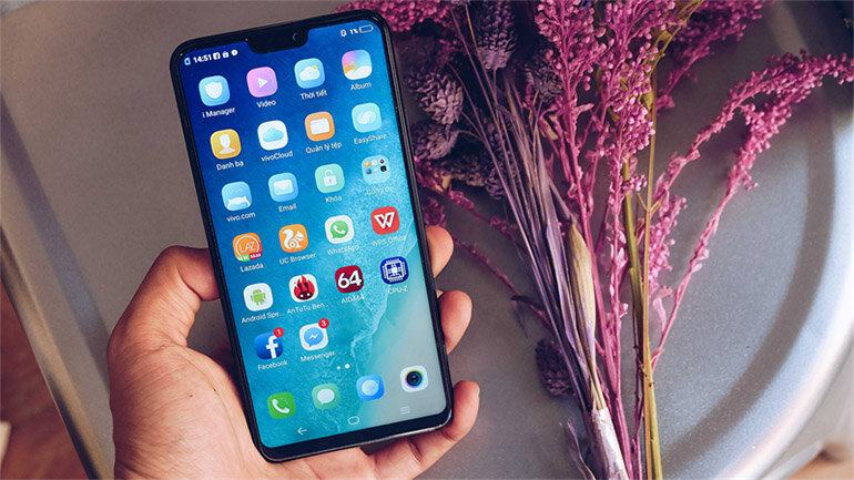 So găng bộ đôi điện thoại tầm trung Vivo V9 và Vivo V11i: Máy nào ngon và đáng mua hơn ?